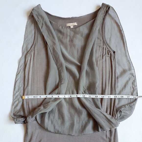 GIUSY 100% Silk Sleeveless Mushroom Top Blouse in Neutral Gray - Picture 7 of 13